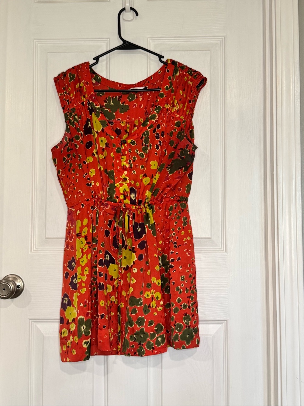 CAbi Red Floral Sleeveless Tie-Waist Blouse